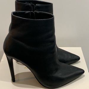 Steve Madden Pointy Booties